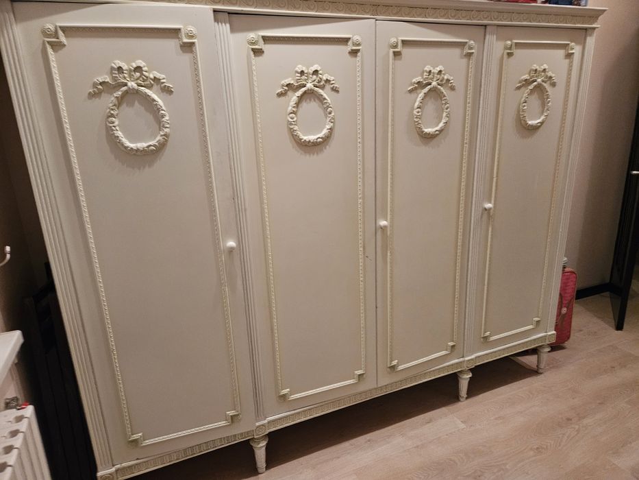 Гардероб людовик