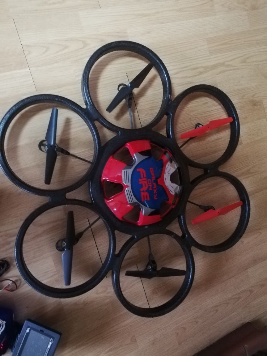 Dron SKY WAKER wltoys