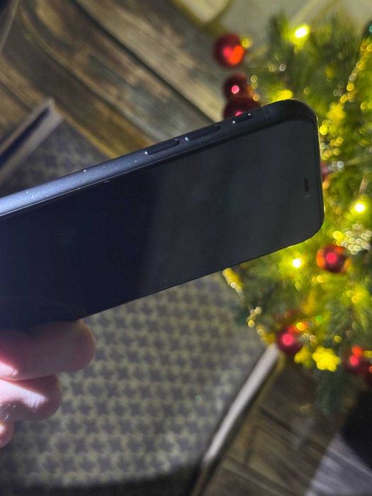 iPhone 11 Чудовий стан. На подарунок під ялинку!