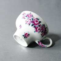 lata 60-te piękna porcelanowa mała filiżanka lichte różowe kwiaty