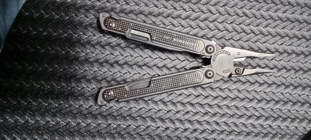 Leatherman Free P2 kolekcjonerski rzadki okaz multitool edc