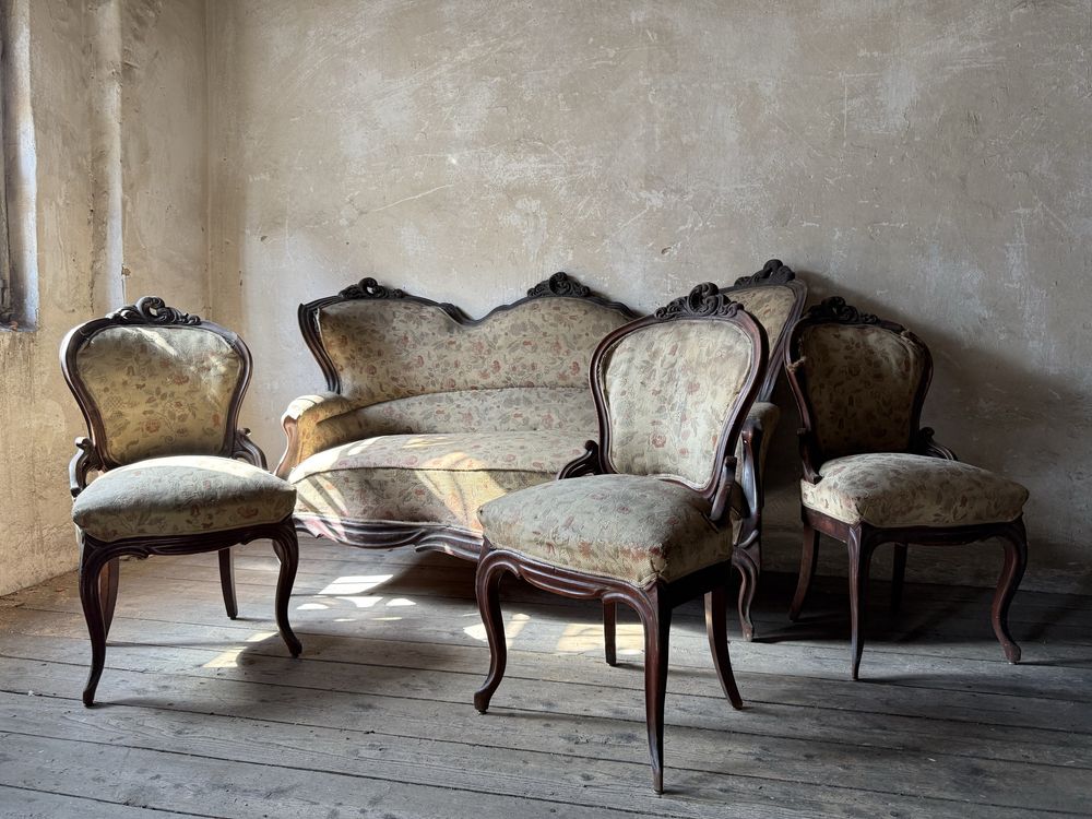 Zestaw sofa plus krzesla XIX wiek