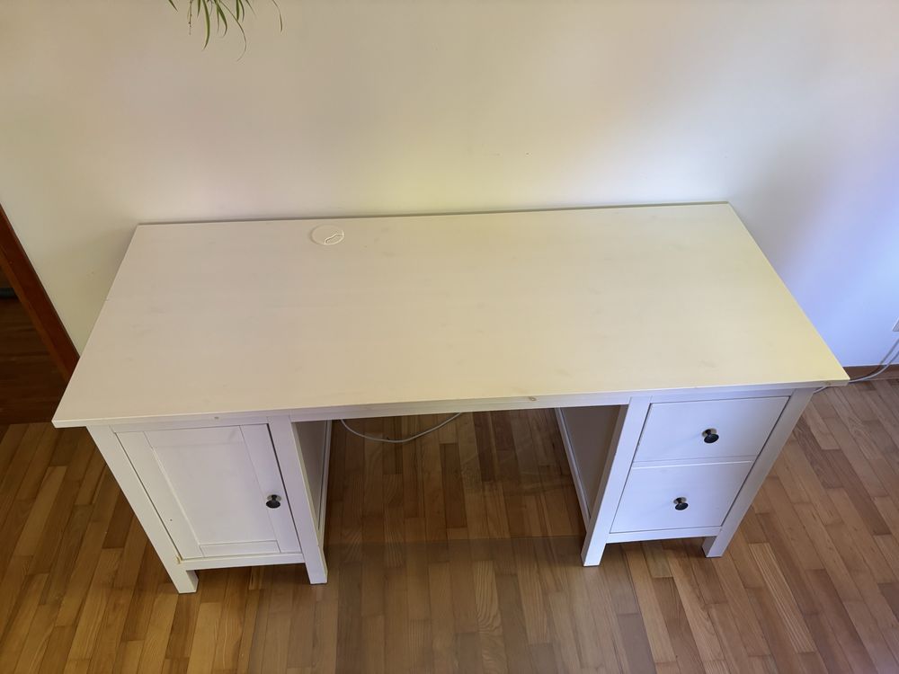 Biurko HEMNES 155x65cm IKEA