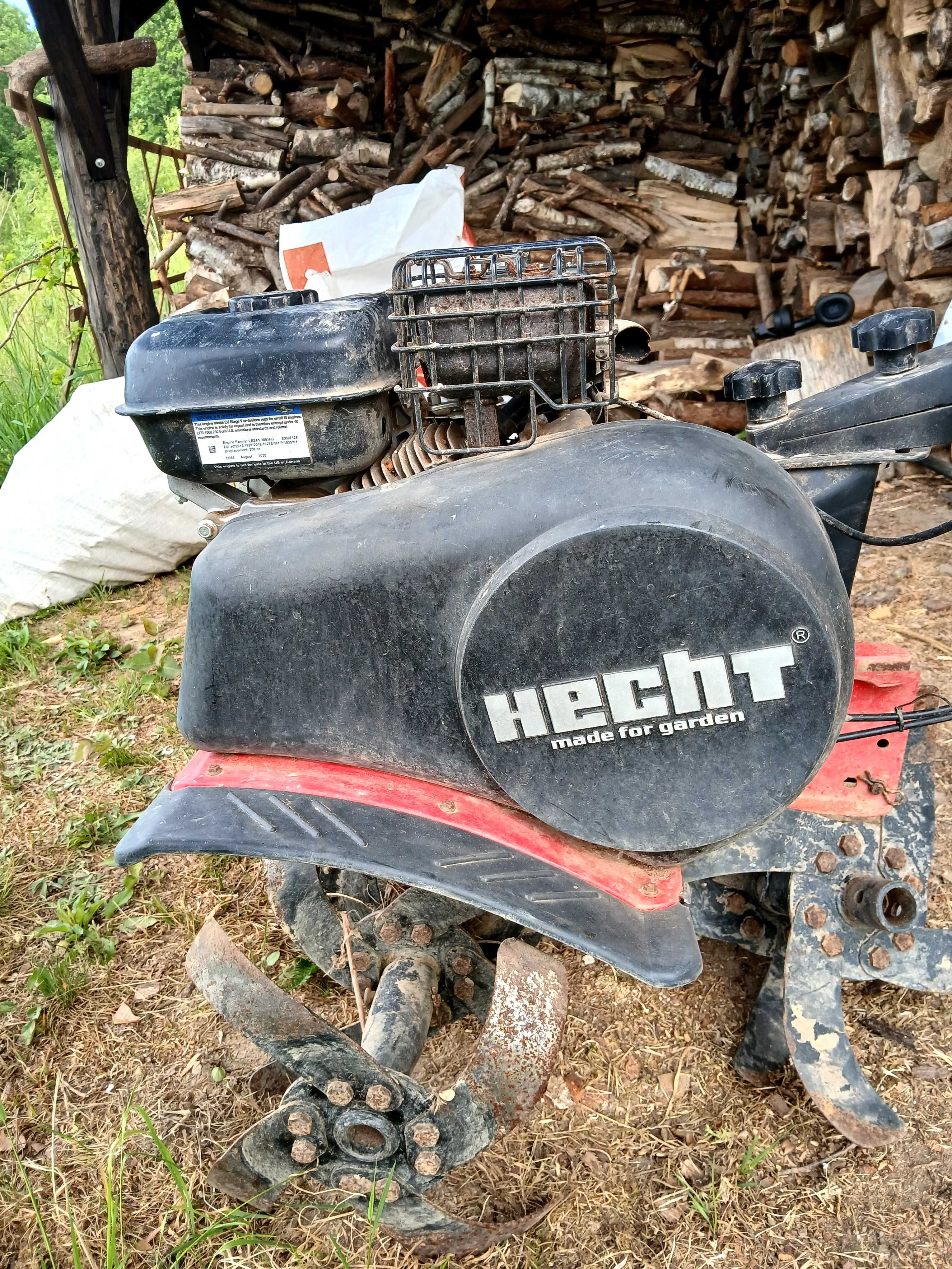 Glebozgryzarka hecht 790BS