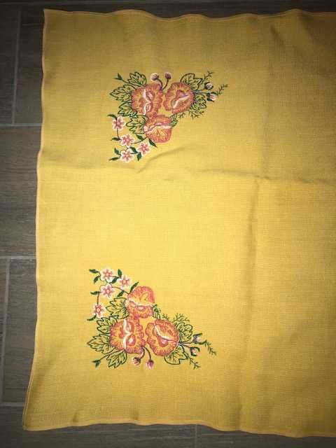 komplet serwetek, lniane z okresu PRL