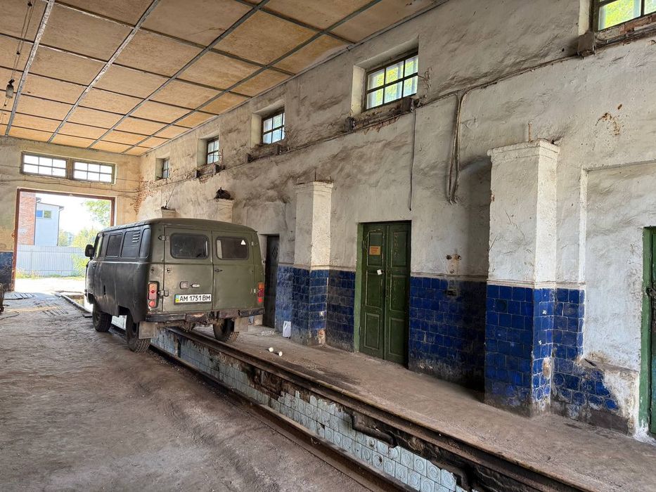 Продаж цілісного майнового комплексу "Довбиш Автотранс" площею 2200м2