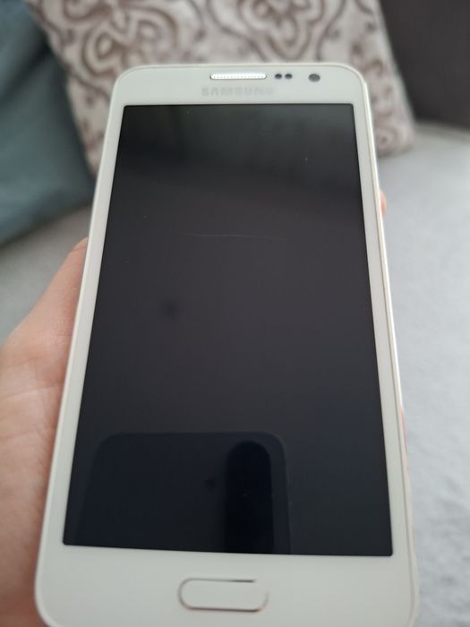 Samsung A3 SM-A300FU pearl white