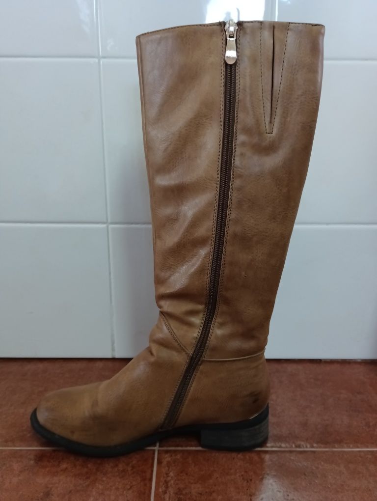 Botas de Senhora Camel 38