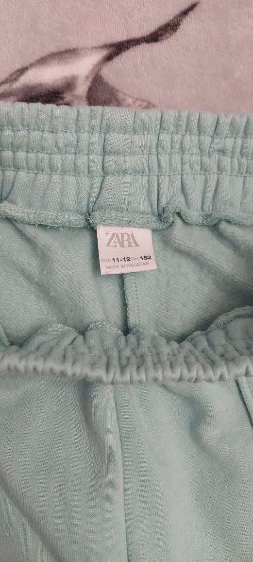 Błękitny dres Zara