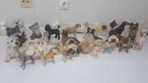 Estatuetas de cães e gatos 31 unidades