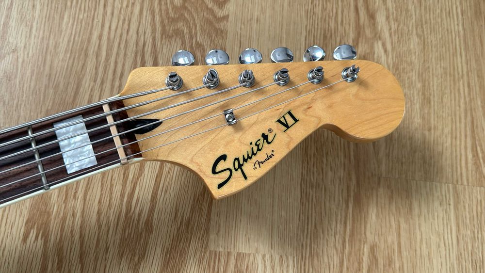 Продам Squier Classic Vibe Bass VI 3-Color Sunburst, Індонезія