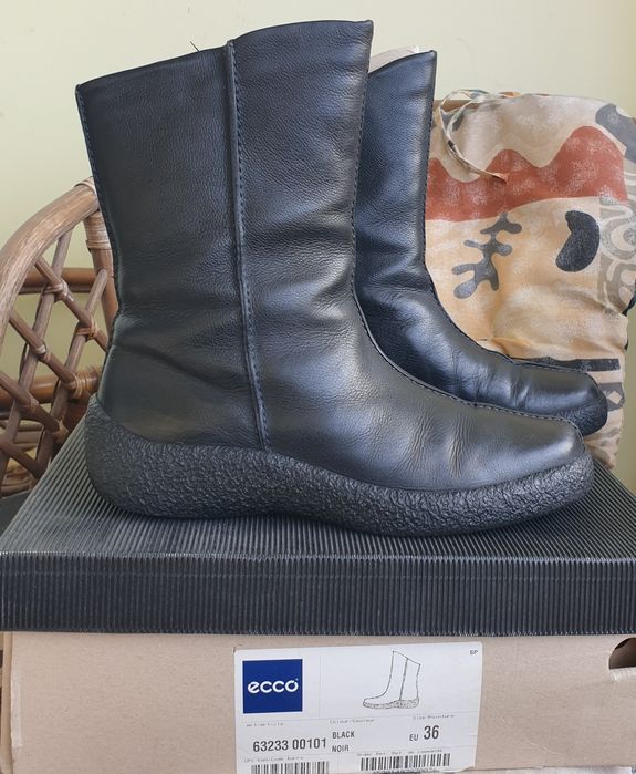 Жіночі зимові чоботи Ecco