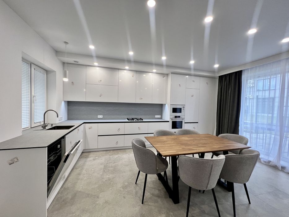 Продаж/таунхауса/ремонт/вул.Янівська/Брюховичі/Бірки