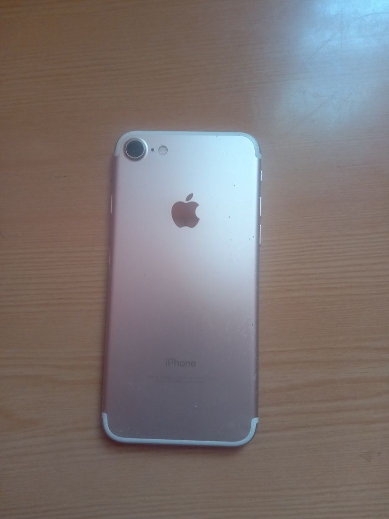 Продам айфон7 iphone 7 128Gb.