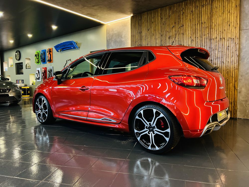 Renault Clio RS IV Trophy EDC 220cv - nunerado