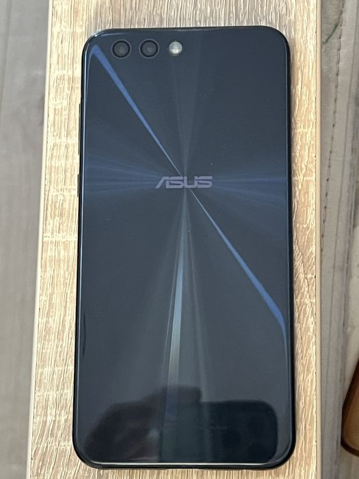 Asus zenfone 4 4/64gb