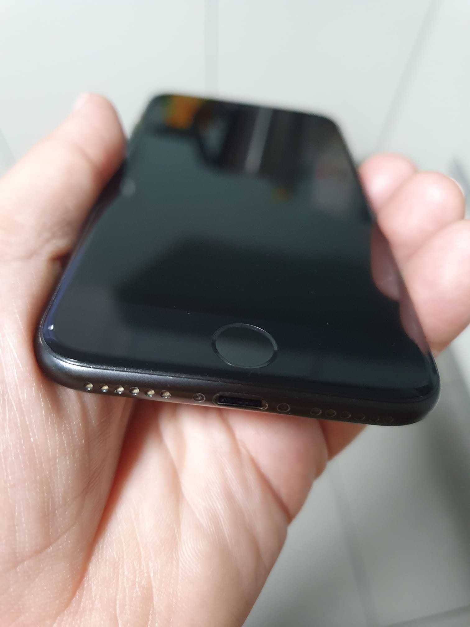 Iphone 7 128GB preto mate - estado impecável