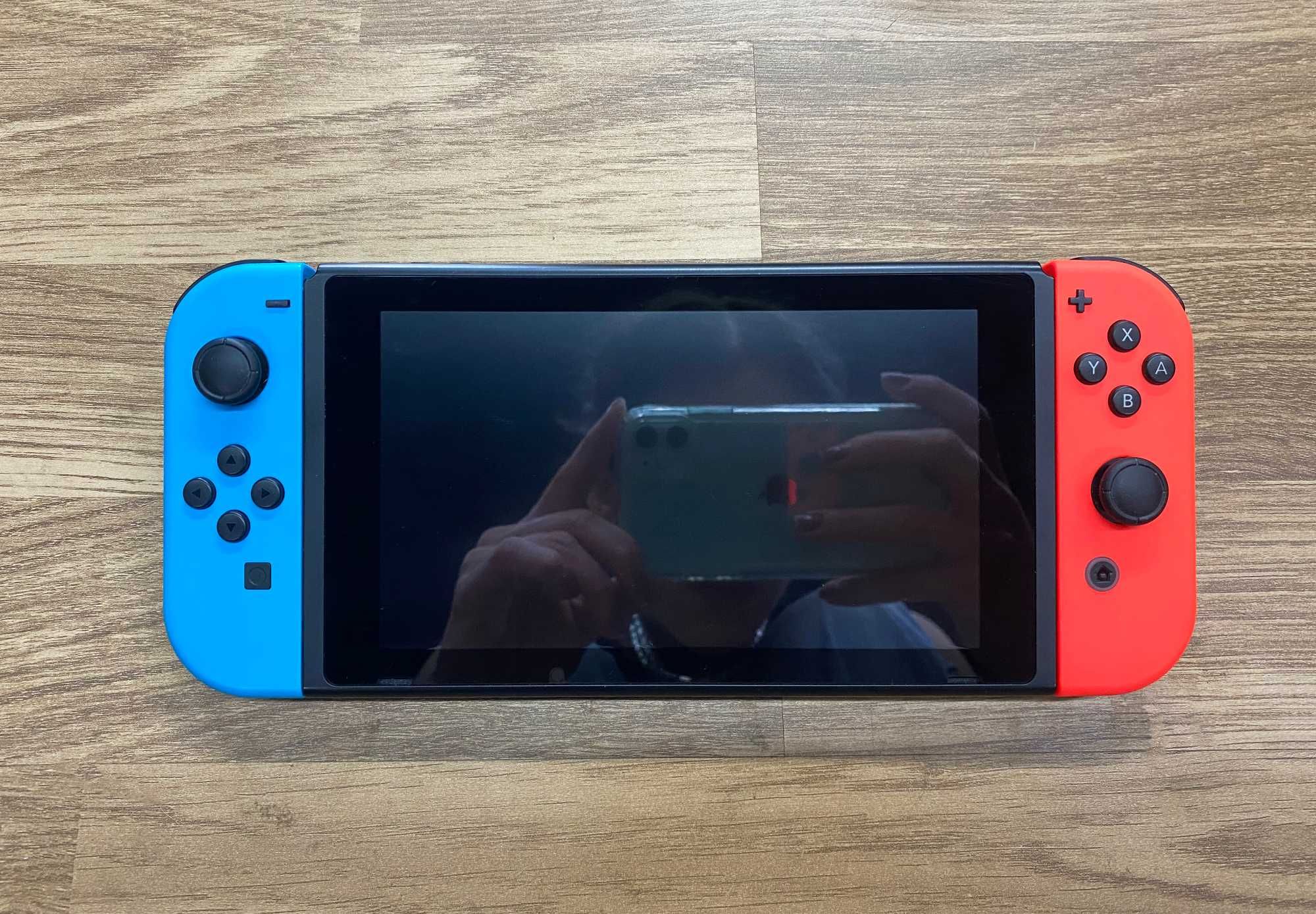 Nintendo Switch -Como nova,com acessórios originais e bolsa transporte