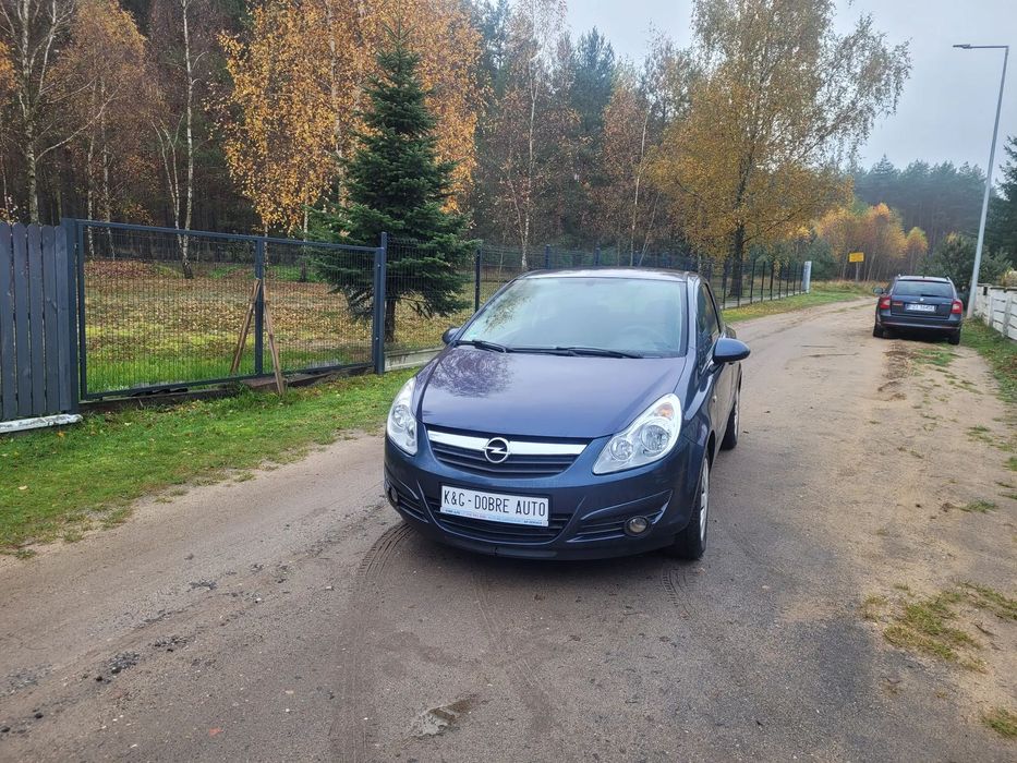 Opel Corsa 1,2 PB 80km/klimatyzacja/zarejestrowana