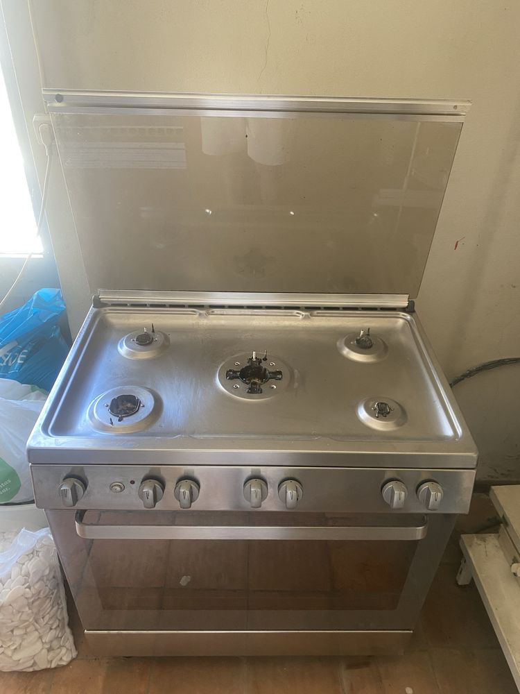 Fogao semi novo