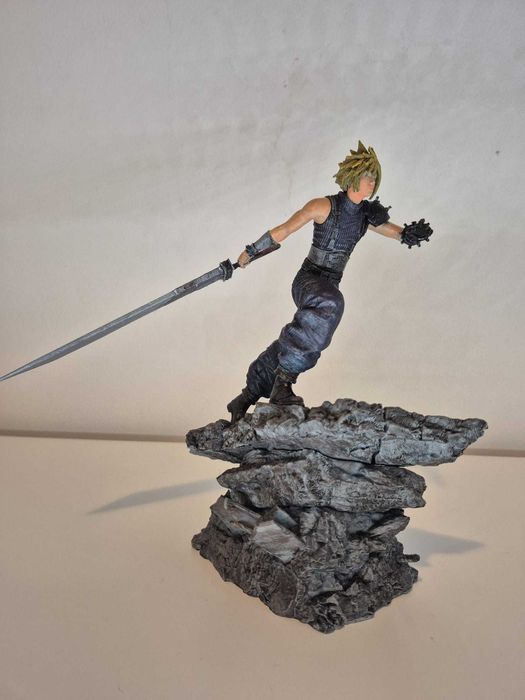 Figura Final Fantasy VII Remake Cloud Strife