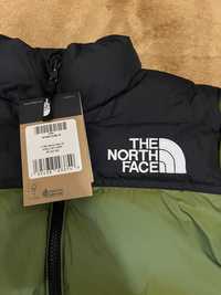 Продам подросковую куртку The North Face оригинал 4500