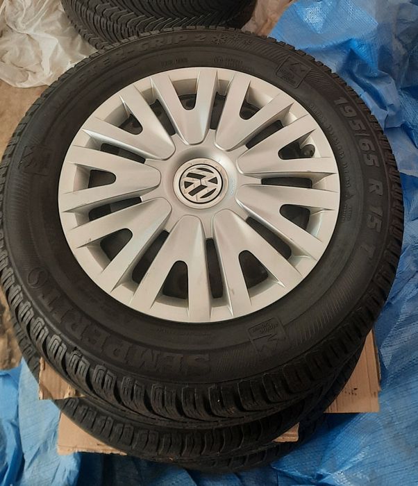 Шини зимові (в зборі диски 5/100 і ковпаки)  195/65 R15 SEMPERIT