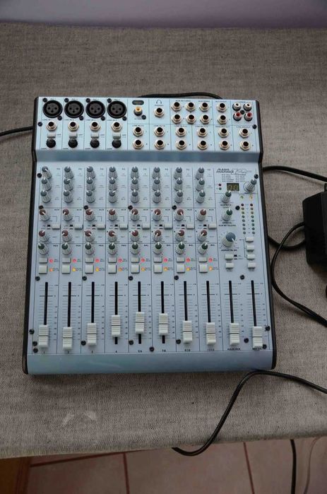 Мікшерний пульт Alesis MultiMix 12FXD