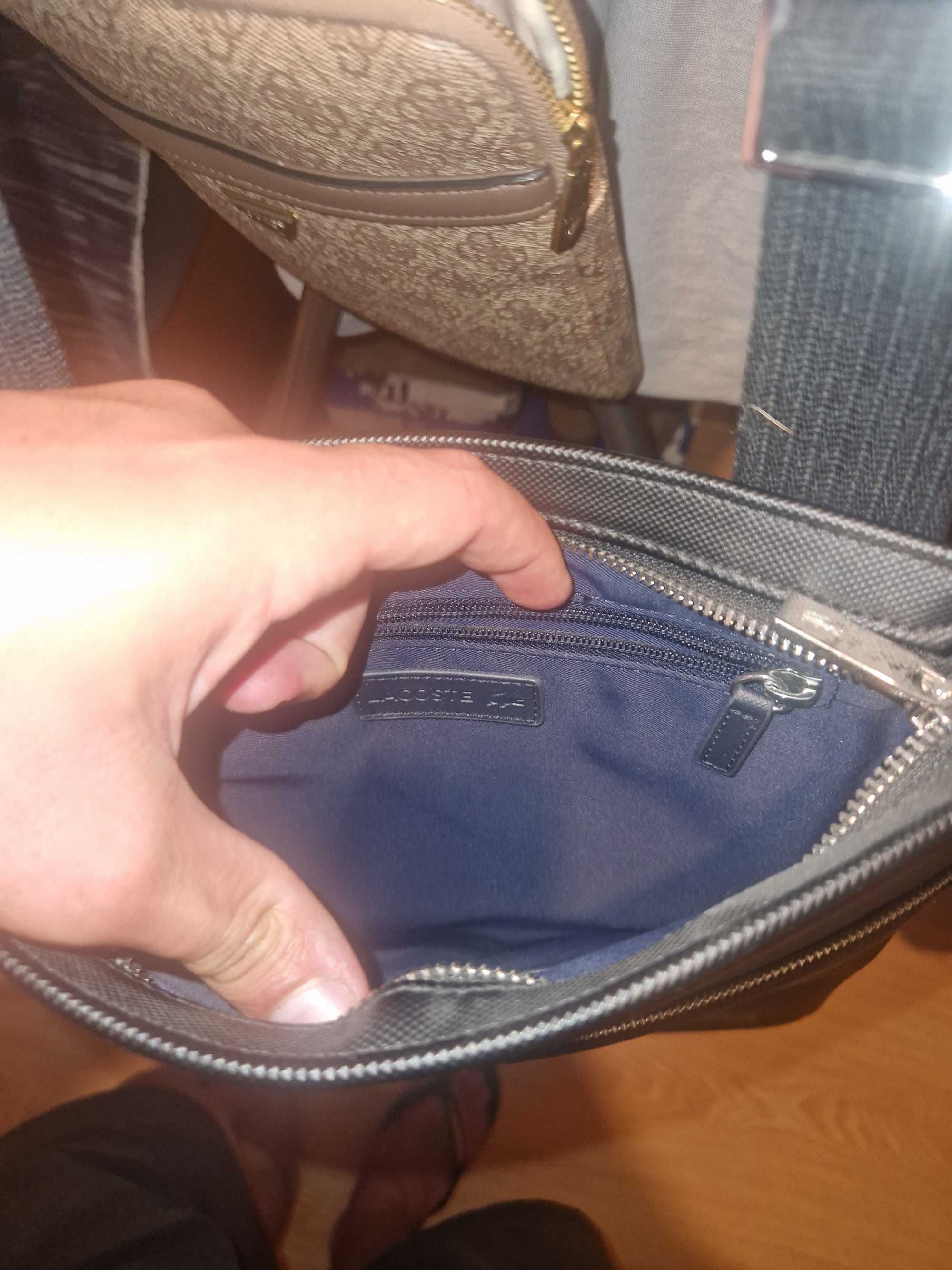 Mala lacoste tira colo