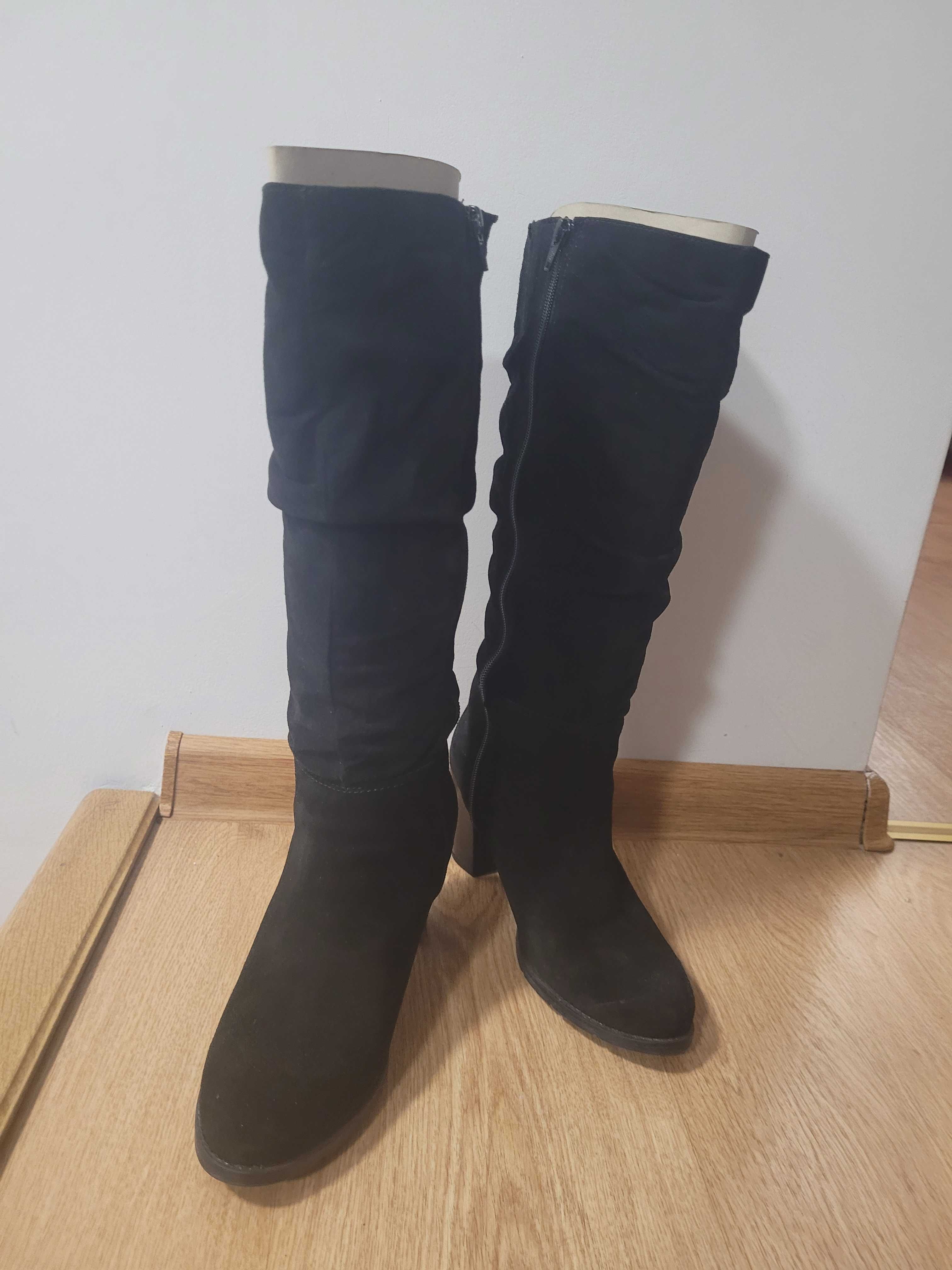 Kozaki damskie Tamaris zamszowe czarne 38