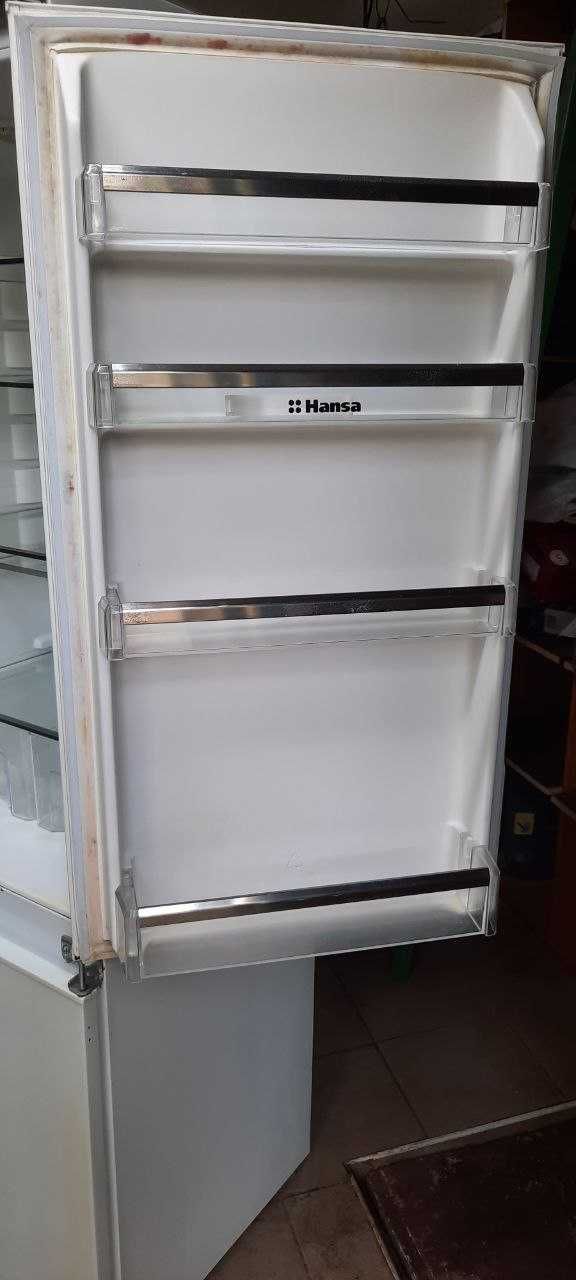 Продам робочий холодильник HANSA з можливою доставкою