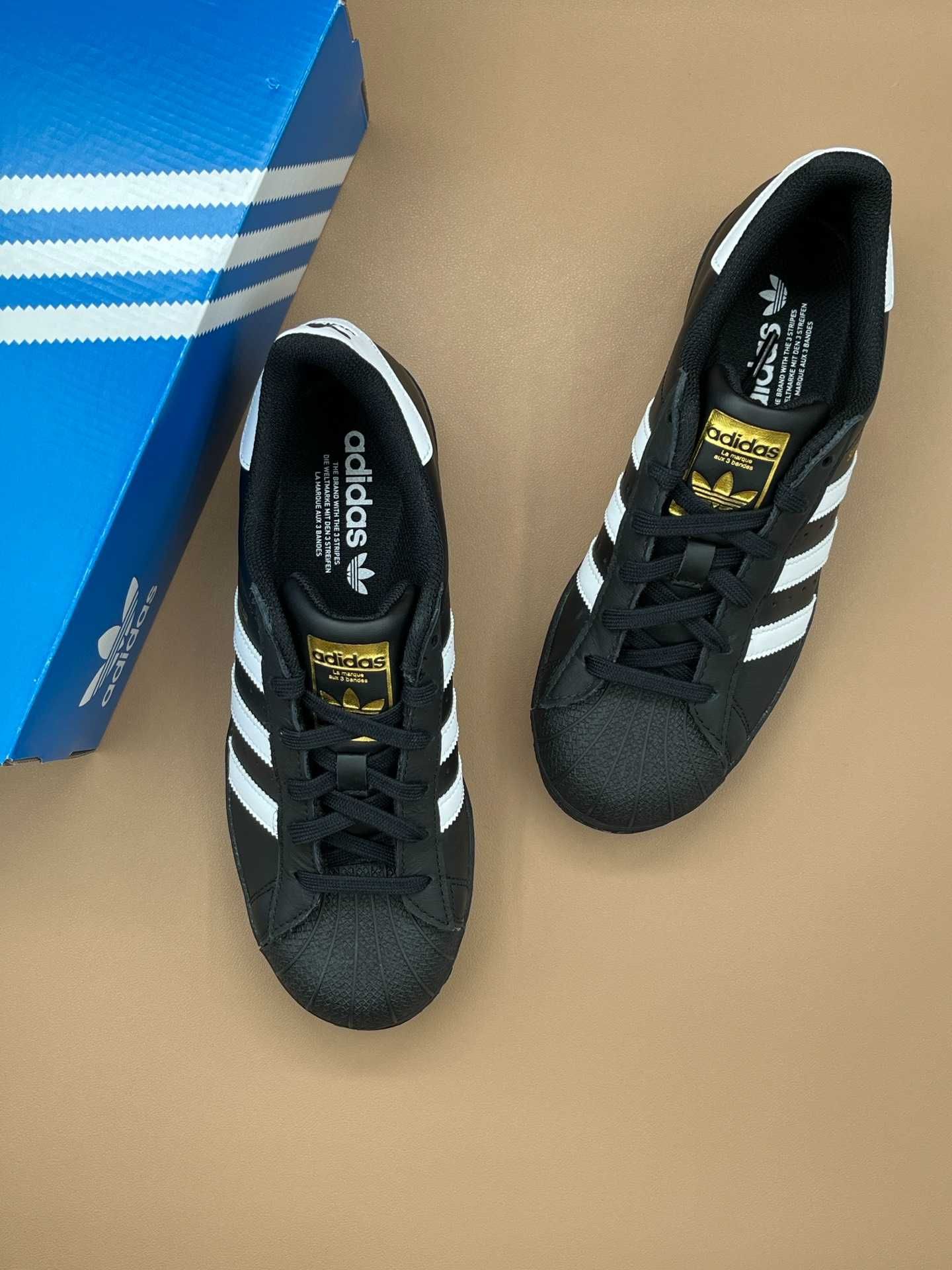zupełnie nowy adidas Superstar Core Black Cloud White Gold R.38
