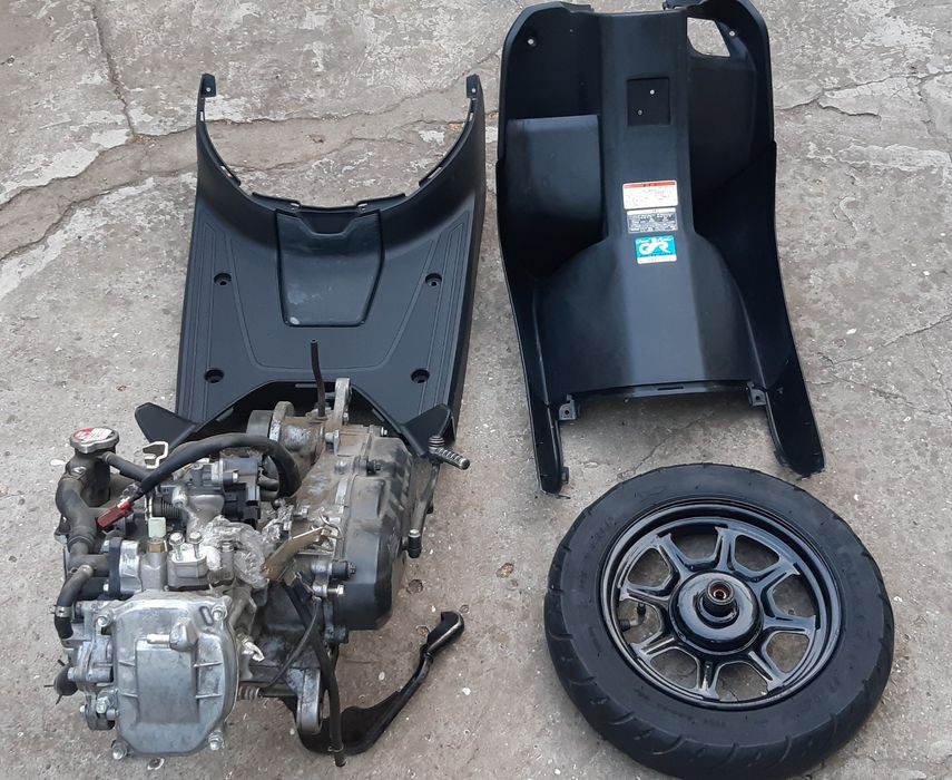 Подгазетник-Honda tact AF75/79