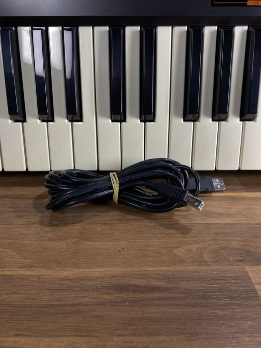 MIDI-контроллер Akai MPK 49