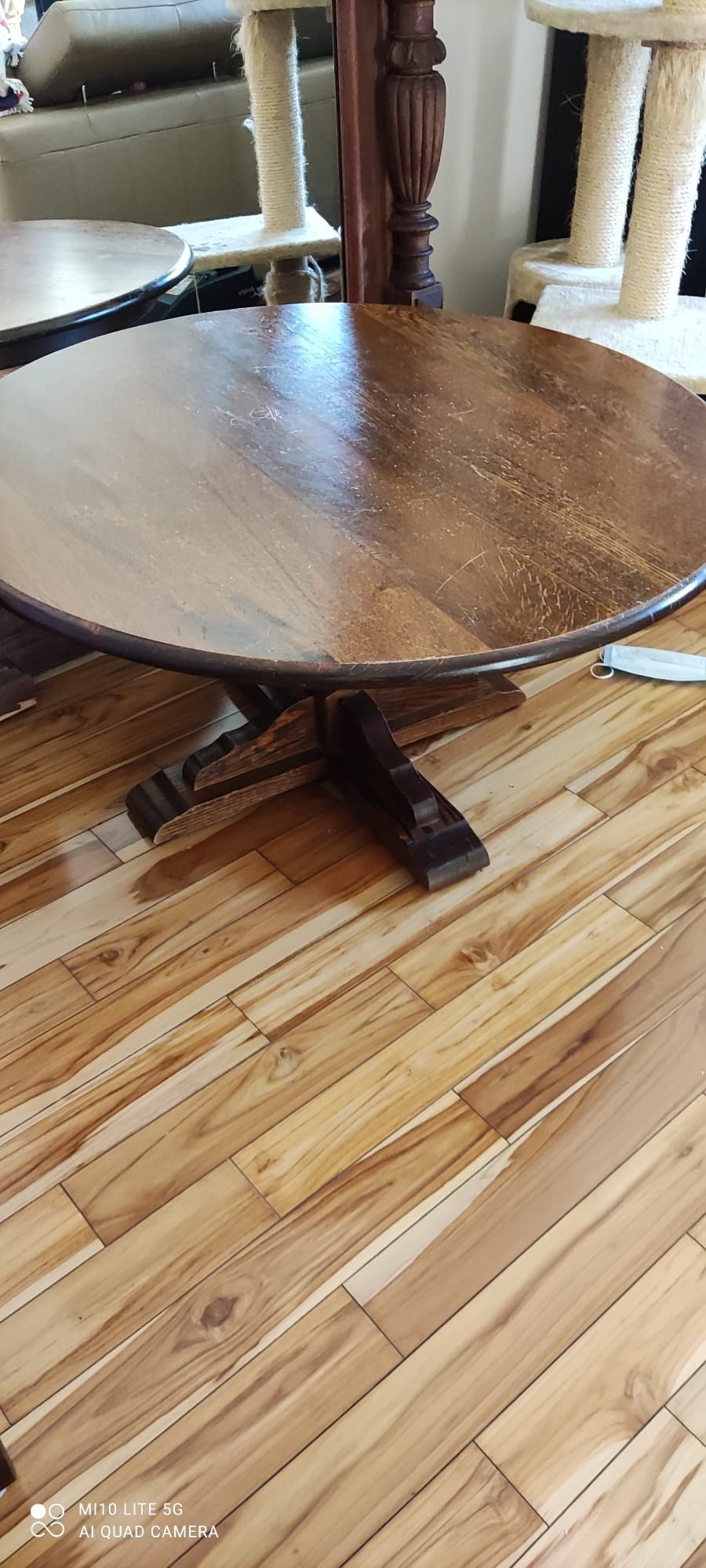 Dębowy stół do renowacji