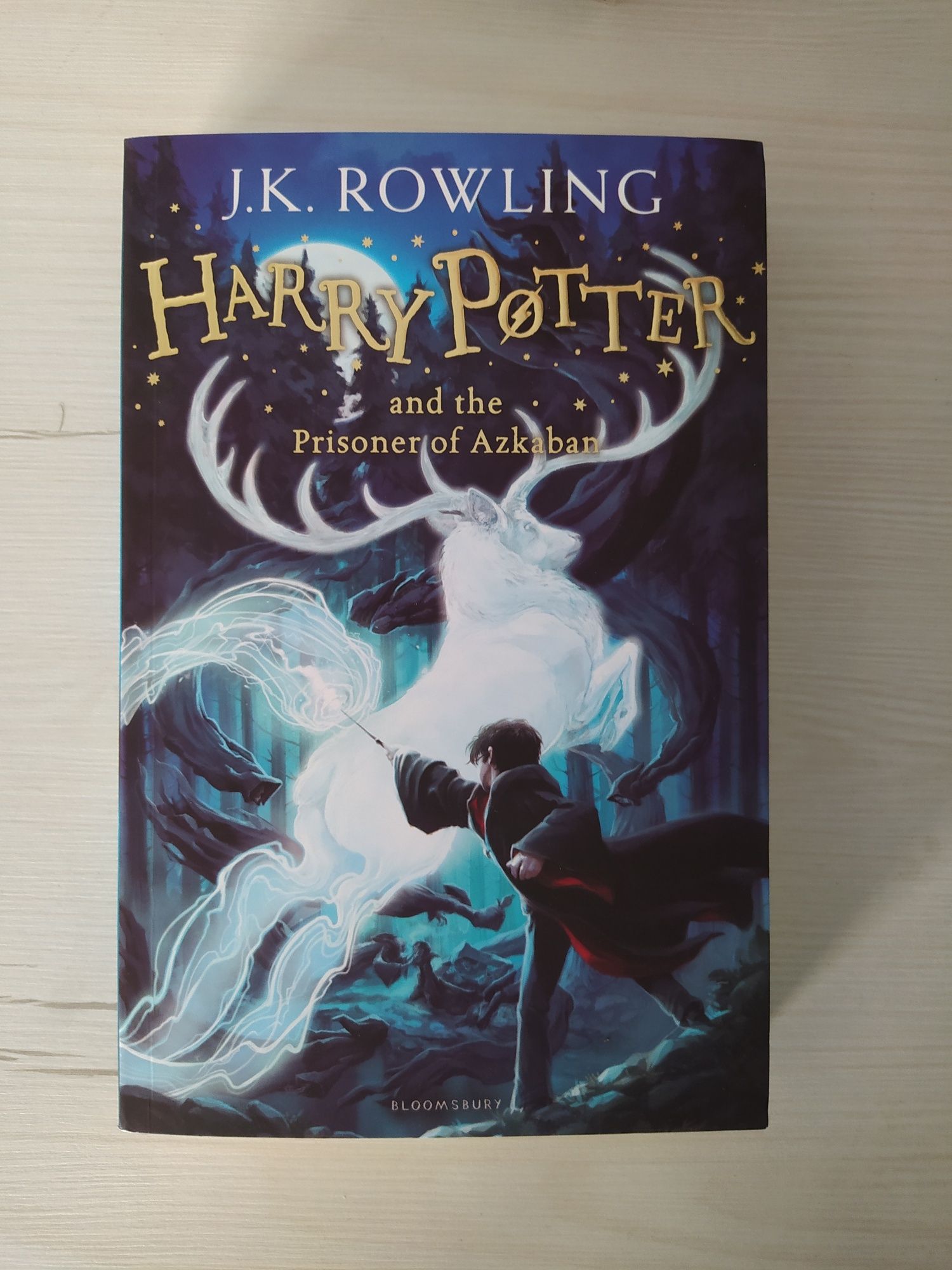 Продам книгу "Harry Potter and the Prisoner of Azkaban"