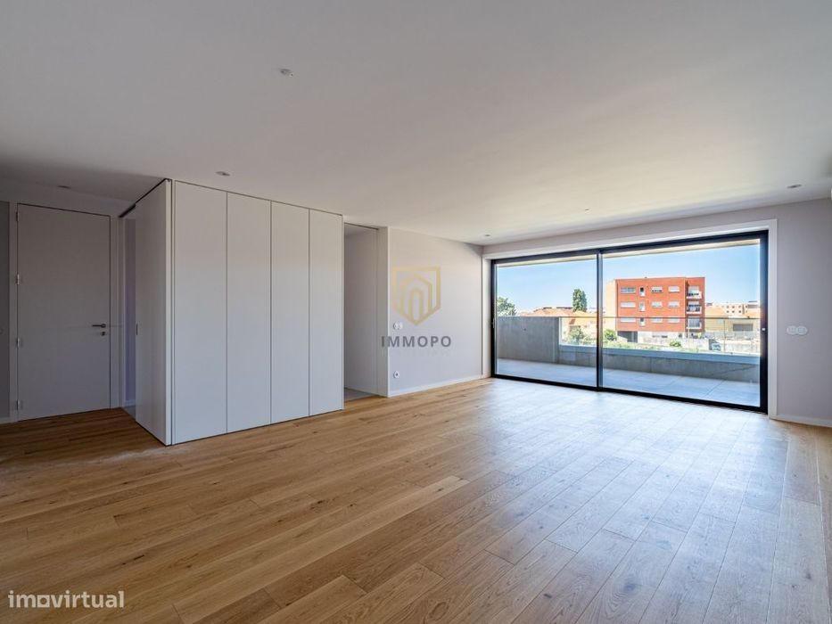 Apartamento T3 em condomínio fechado de luxo, à venda em Leça da Palme