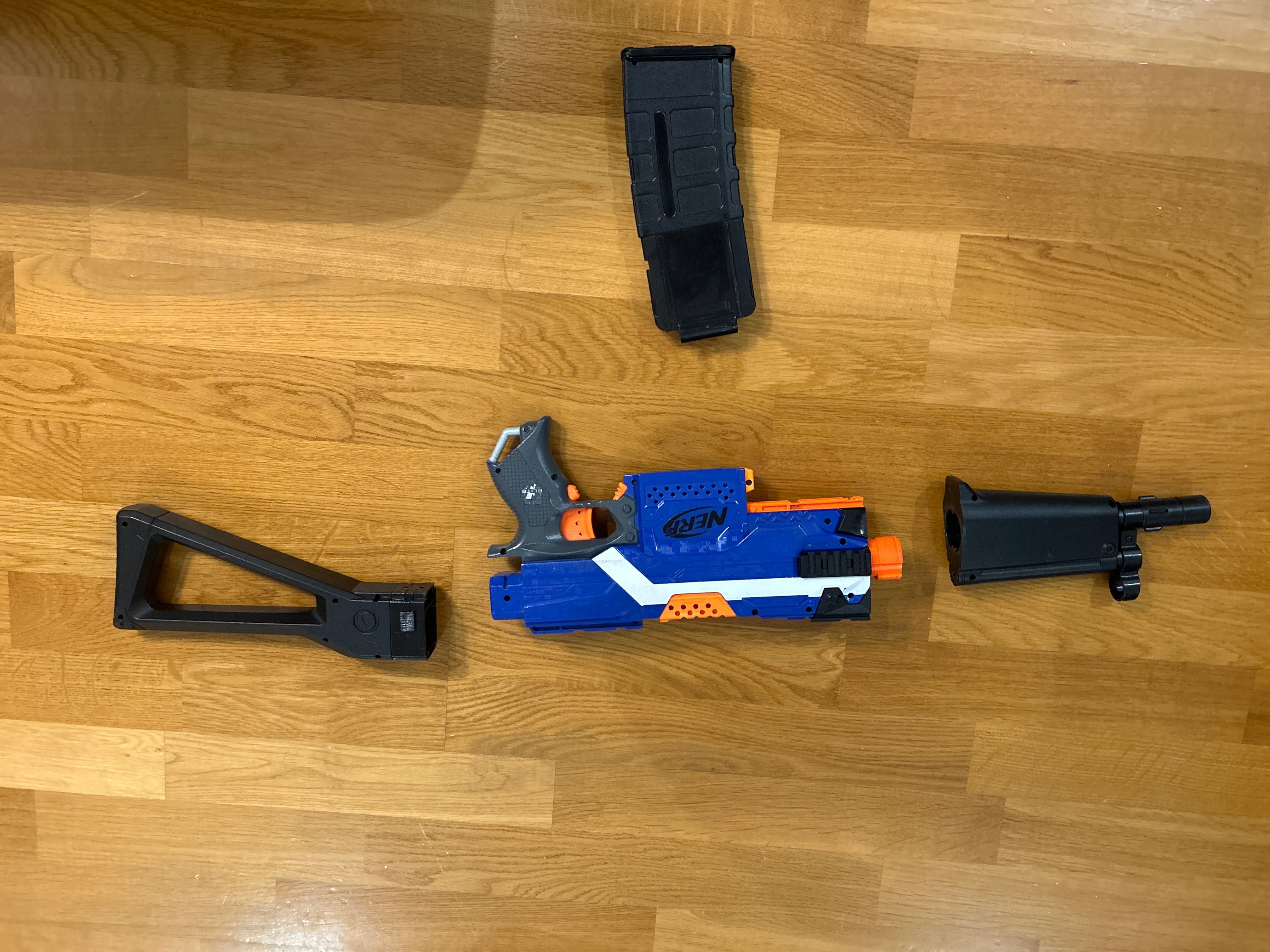 Karabin Nerf N-Strike Elite + magazynek+ kolba+ lufa