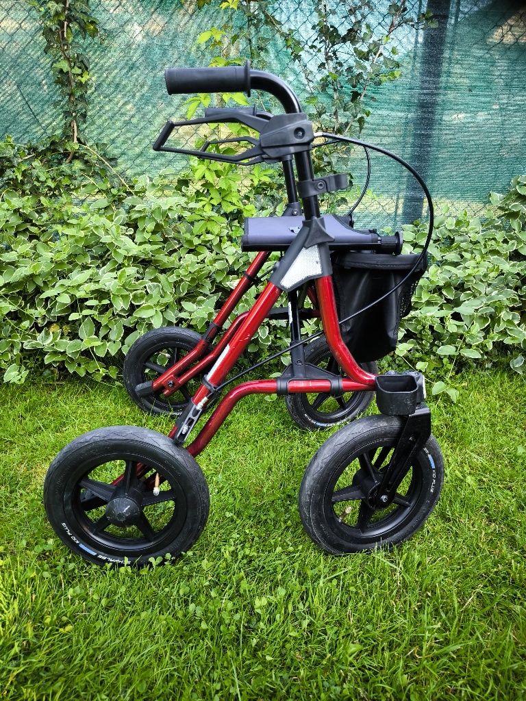Terenowy rollator firmowy chodzik balkonik na cichych gumowych, pompow