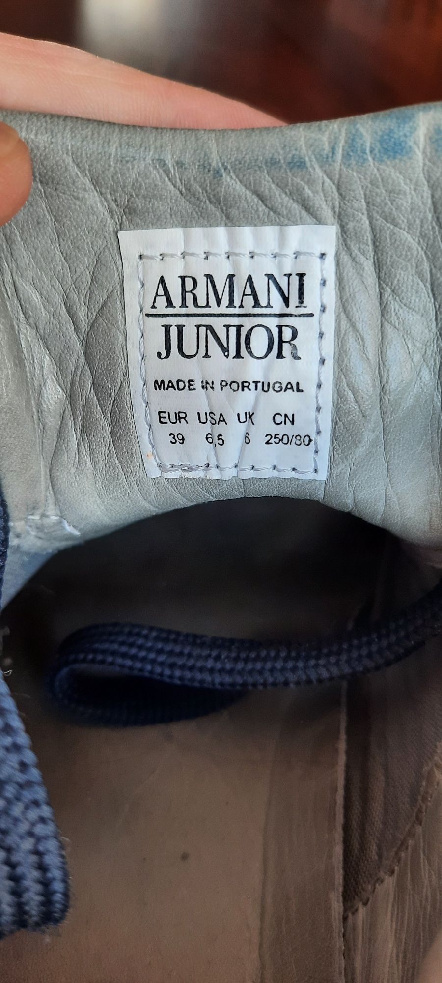 Buty sneakersy Armani r.39