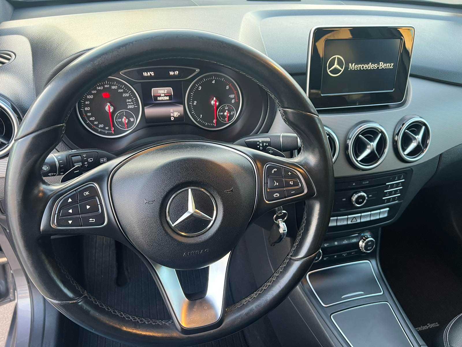 Mercedes-Bens B-Class Мерседес Б-клас 2015 року дизель автомат 177 к.с