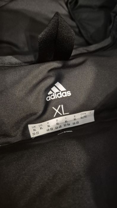 Жіночий пуховик Adidas W Helionic Ho J (BQ1935), розмір XL