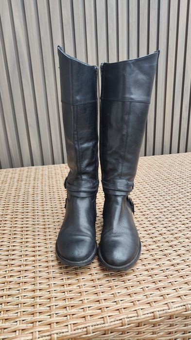 Wysokie czarne kozaki skórzane Aldo 39 klamerka