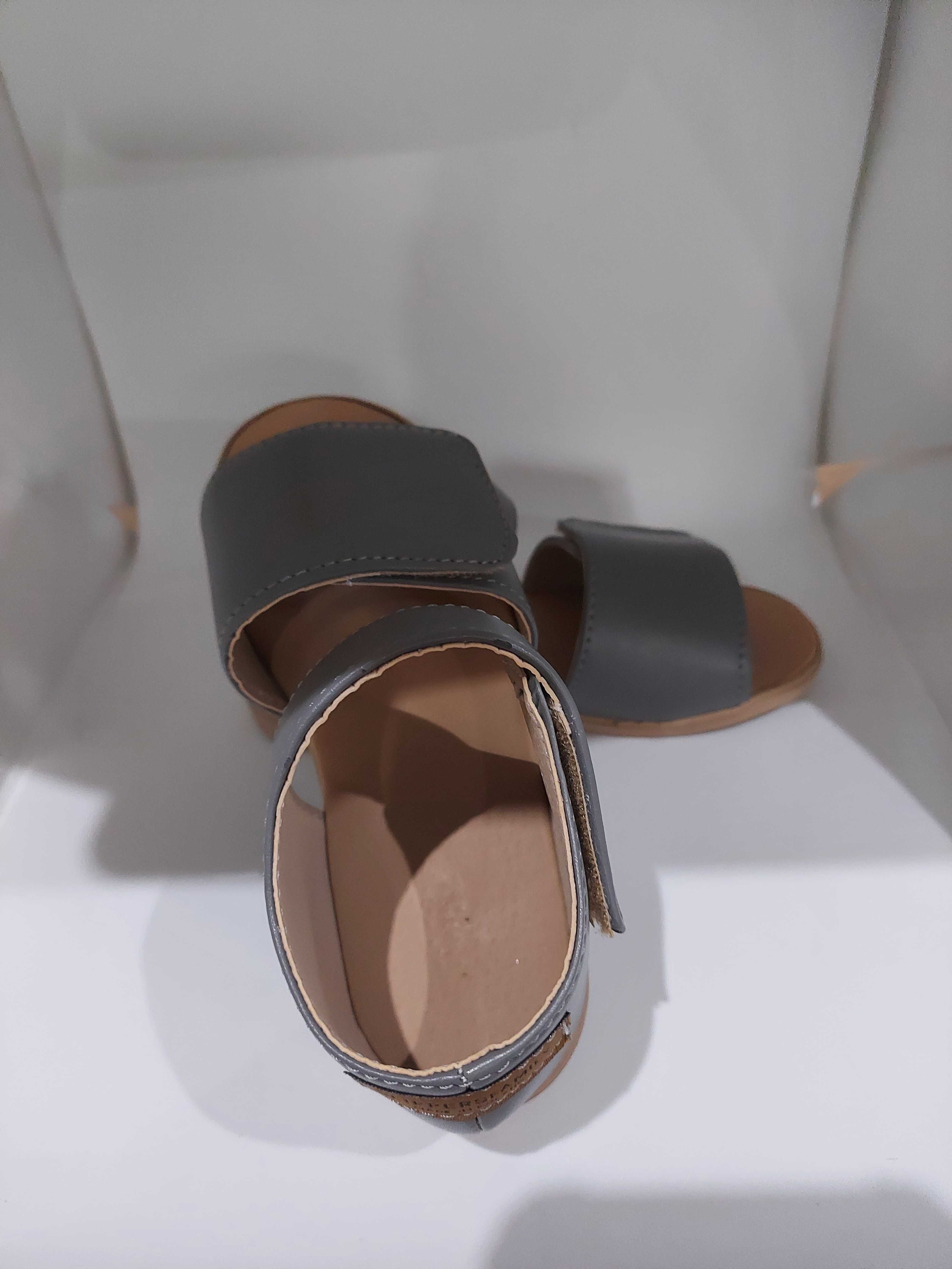 Slippers Family sandały dla dzieci wzór PORTO rozmiar 23 oraz 25