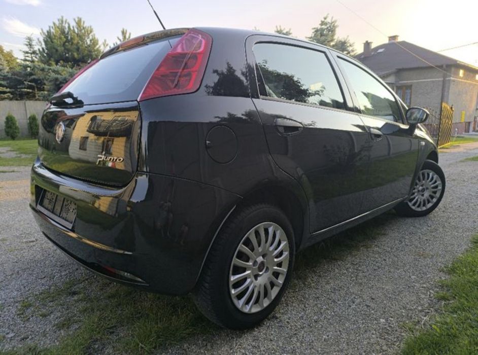 Fiat Grande Punto 2011r 1.2 benzyna 147 tys km Klima