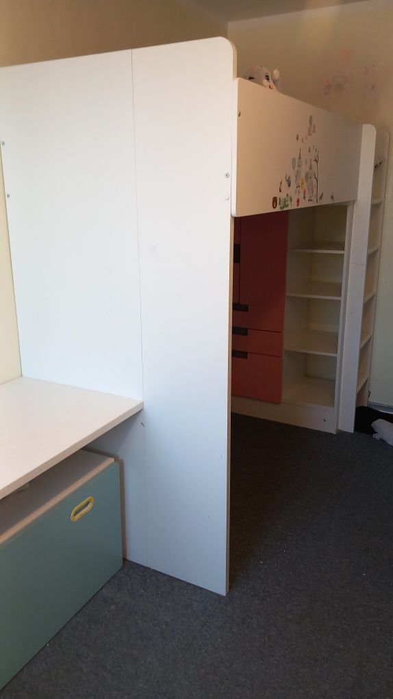 Łóżko z antresolą smastad ikea