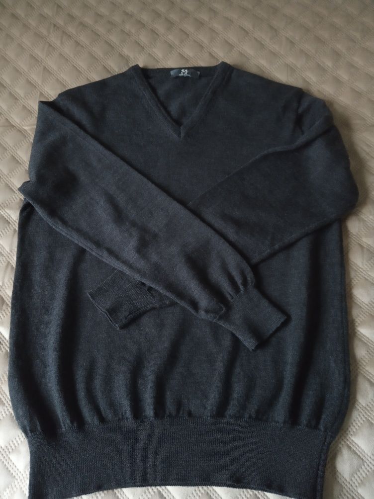 Szary wełniany sweter w serek 100% merino S