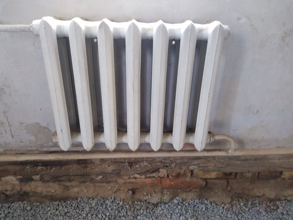 Продам чавунні батареї