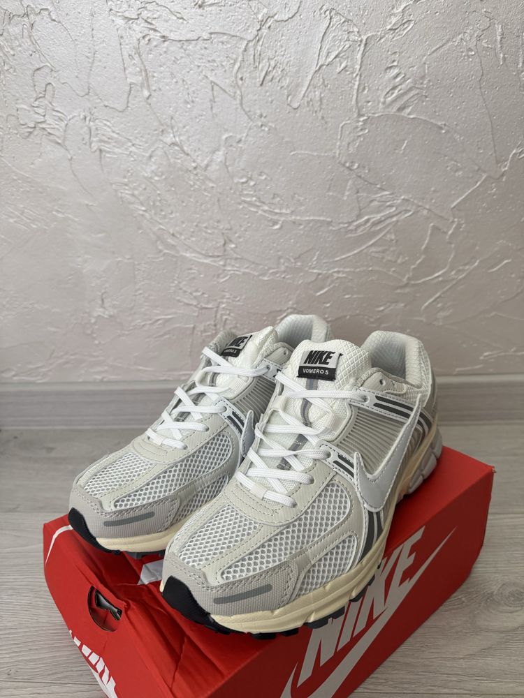 Nike Zoom Womero 5 White