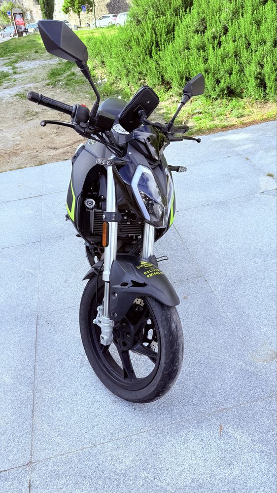Vende-se Moto keeway 125CC